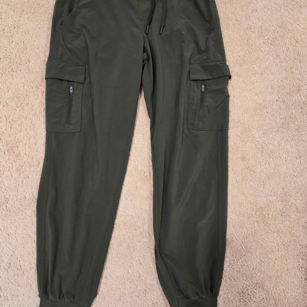 All in Motion Dark Green Cargo Pants Size Small